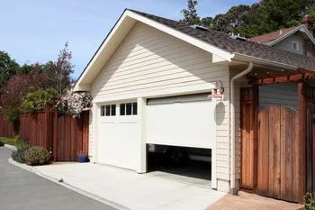 Golden Garage Door Service Redford Charter Twp, MI 248-434-3384 - abt-cont-gr-18m